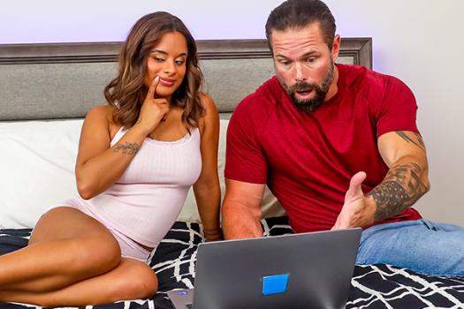 Nookies – Isabell Jules’s Sexy Laptop Seduction