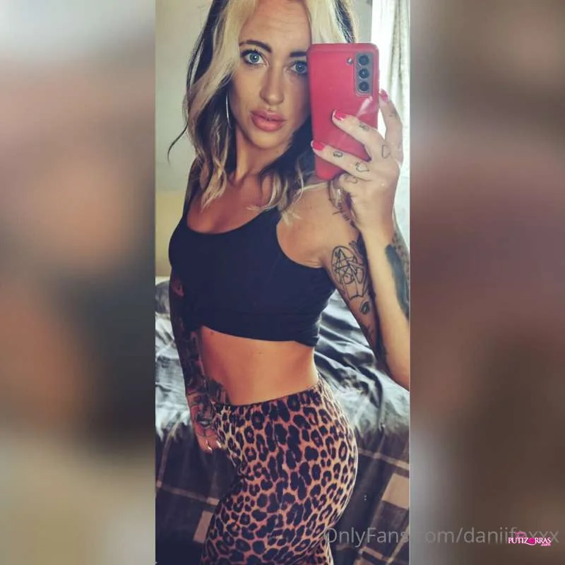 Daniifoxxx_17
