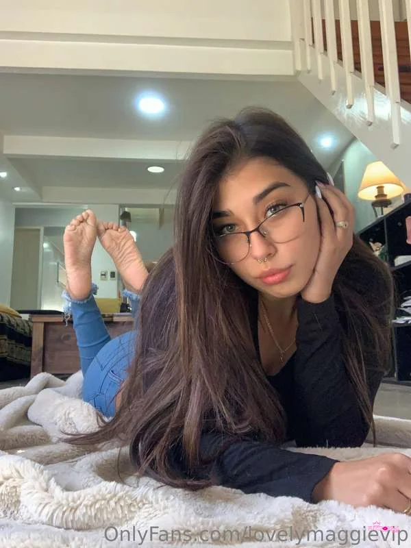 Lovelymaggiiefree_16