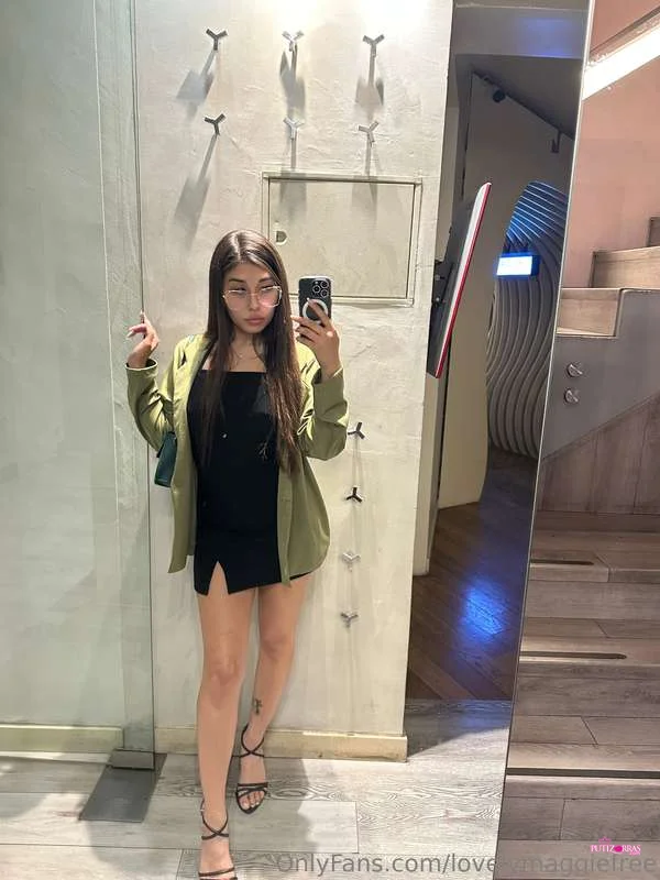 Lovelymaggiiefree_8