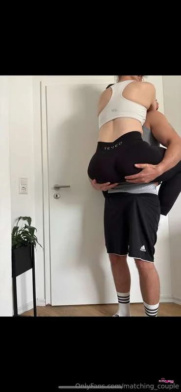 Matching_Couple_36