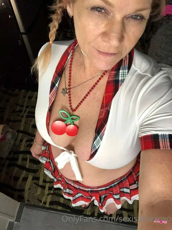 Sexisablexoxo_41