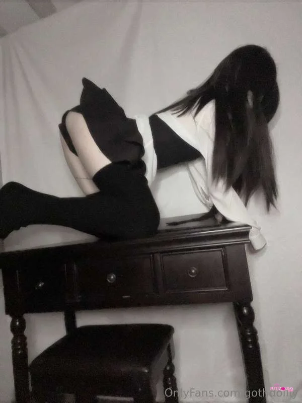 Gothdollly_50